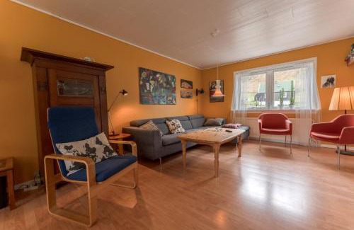 Vidareidi House | Scenic Village/Nature/Cozy House/4 BR