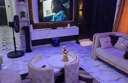 Ikotun Apartment | Scepter Apartments-Ikotun.n "Relax Like The Royals"