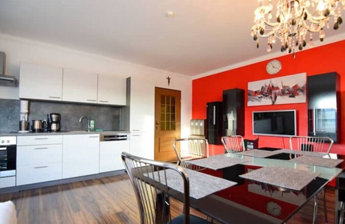 Sankt Martin-Karlsbach Apartment | Schöne 90m² Wohnung mit Drei Zimmern am Land