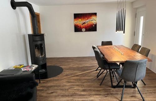 Poschiavo Apartment | Schöne, sonnige Parterrewohung 3 Zi. mit Garten