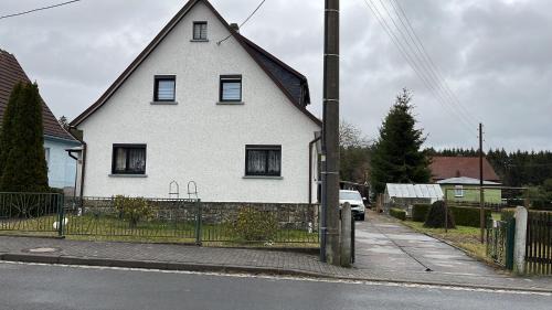 Schwarzbach Apartment | Schöne Zimmer mit gemeinsamer Nutzung von Bad, Toilette und Küche