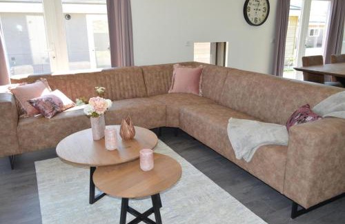 Gasthuis Resort | Schaelsbergerbosch- 2 Bath FireplGarde