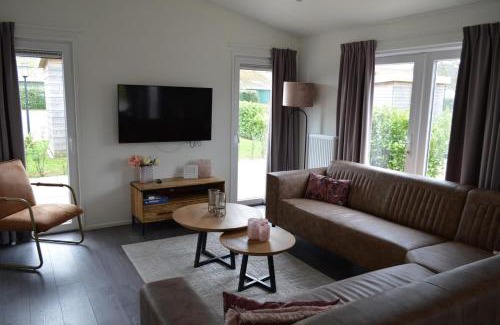 Gasthuis Resort | Schaelsbergerbosch- 2 Bath FireplGarde