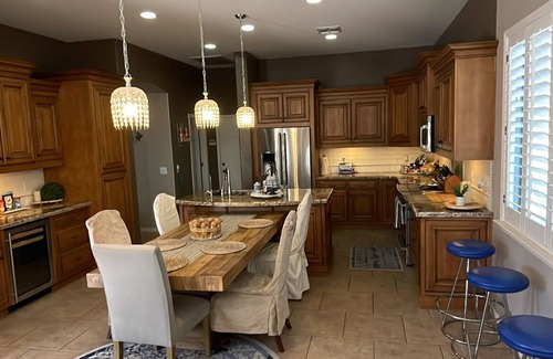 Chandler House | 🌴☀️SChandler 1-Story 4Bdrm, Pool 🏊‍♂️ Game-room 🏓 For Digital NoMads and Families