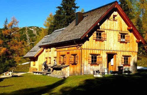 Tauplitzalm Ski Chalet | Schermerhütten