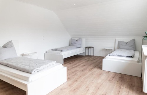 Edingen-Neckarhausen Apartment | Schicke Gruppen- und Monteursloft, 10min zur SAP-Arena