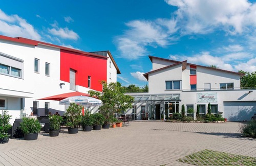 Nordheim Apartment | Schlaffass Samtrot - Müllers Weingut und Weinstube im Auerberg
