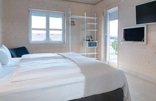 Dinkelsbuehl Hotel | Schlafzimmer - self Check-in