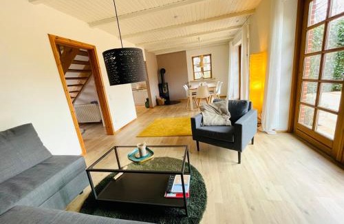 Ekenis House | Schleikate Ekenis