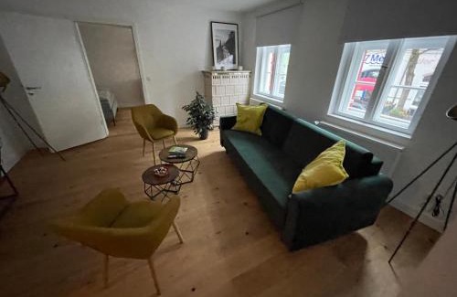 Dachau District Apartment | SCHLOSS & ALTSTADT - Modern & Stylish für 6 Küche
