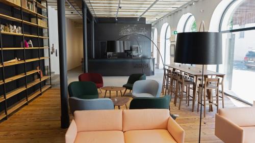 Burgdorf Hostel | Schloss Burgdorf Youth Hostel