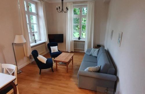 Lelkendorf Apartment | Schloss Lelkendorf - Fewo Parkblick