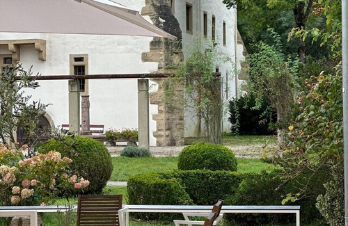Neckarbischofsheim Hotel | Schloss Neckarbischofsheim