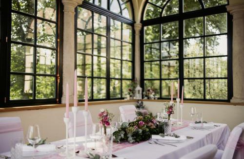 Rosenburg-Mold Hotel | Schlossgasthof & Hotel Rosenburg