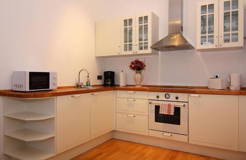 Bobitz Apartment | Schlossurlaub nahe Ostsee und Tressower See