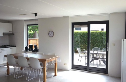 Breskens House | Schoneveld 184 is a holiday home of the type "Stern". The holiday home is quietly situated on the edge of holiday park Schoneveld and has a view over nature reserve "Waterdunen".