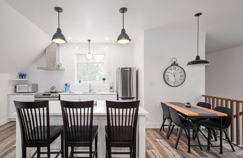 Clearview Apartment | Schoolhouse Loft near hiking, biking, beach, golf and more
