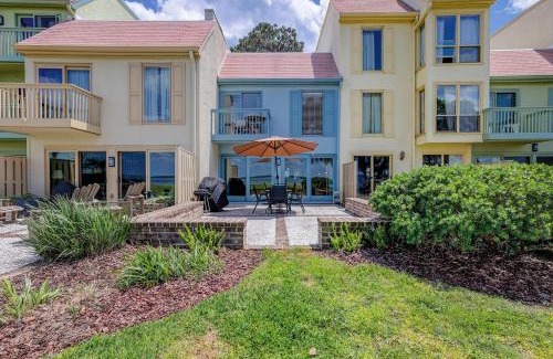 Harbour Town Apartment | Schooner Court 705