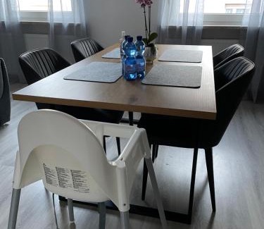 Pirmasens Apartment | Schuhpartment am Pfälzer Wald nähe Outlet Center Zweibrücken