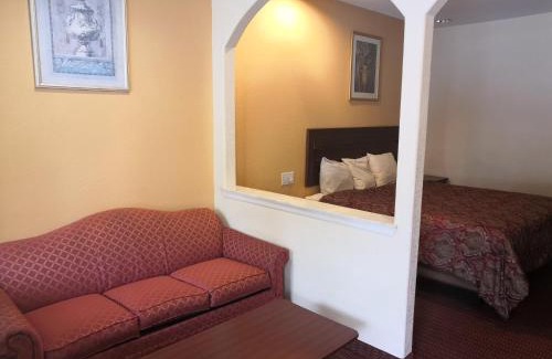 FM 1960 Hotel | Scottish Inn & Suites IAH West