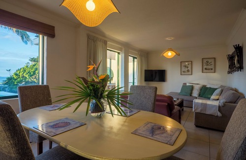 Scotts Head Apartment | Scotts Head Beach Apartment - Unit 1