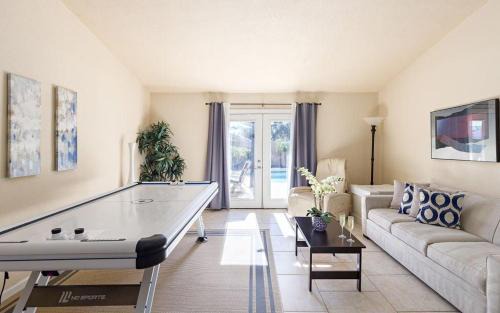 Sunset Ridge House | Scottsdale Classic- Pool Heat Available - Fire pit