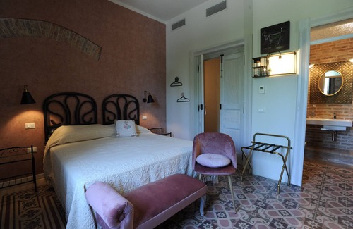 Vaccarizzo Albanese Bed & Breakfast | Scura palace home of the Scura family