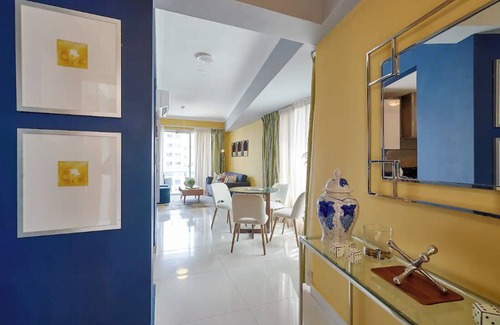 La Arboleda Apartment | SD 1BR Luxury Sunshine Apt 4 + Bonus
