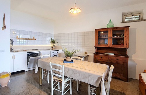 Corsano Ski Chalet | Sea access & hot outdoor whirlpool at stone villa