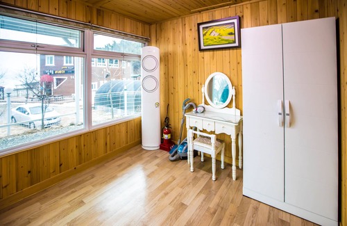 Namhae Apartment | Sea and Sunset Pension