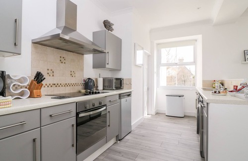 Marazion Cottage | SEA BREEZE, country holiday cottage in Marazion