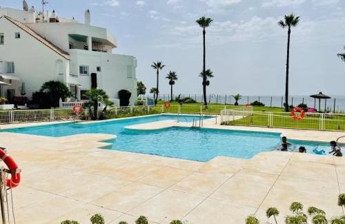 Casares del Mar Apartment | Sea Breeze Retreat - Golf Getaway