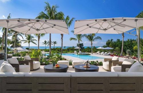 Leeward Settlement Villa | Sea Breeze Estate in Providenciales by Personal Villas - A Peaceful Retreat