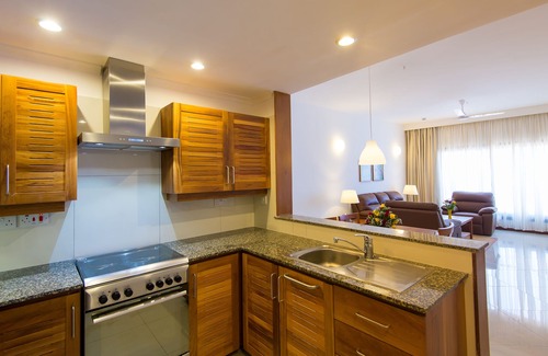 Masaki Apartment | Sea Cliff Court