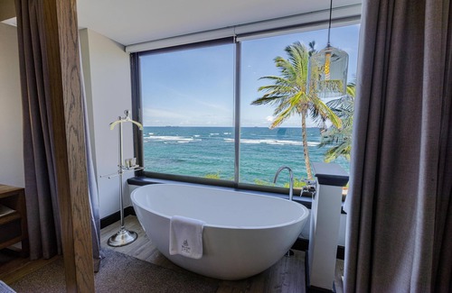 Masaki Hotel | Sea Cliff Hotel