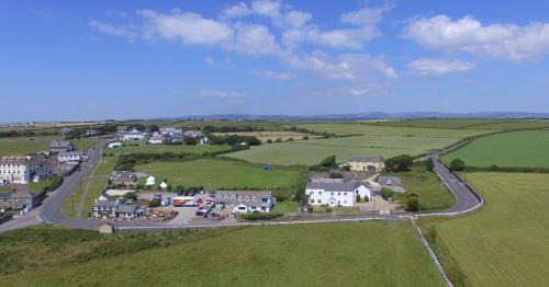 Southerndown Apartment | Sea dream lodge -coastal location/sea views/self-contained