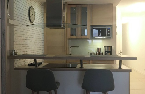 Le Couchant Apartment | Sea-facing apartment