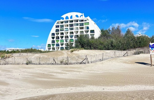 Le Couchant Apartment | Sea-facing apartment