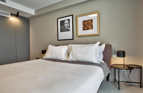 Sliema Apartment | Sea Front Spacious Valletta Views Apartments
