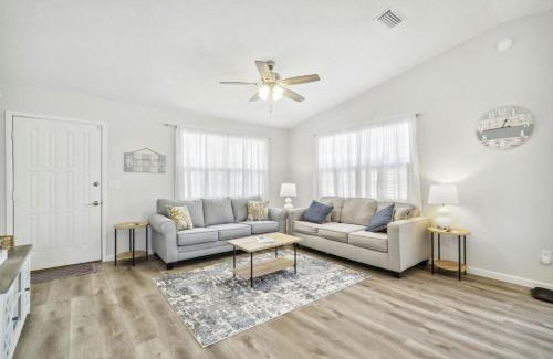 Holiday Beach House | Sea Glass Bungalow