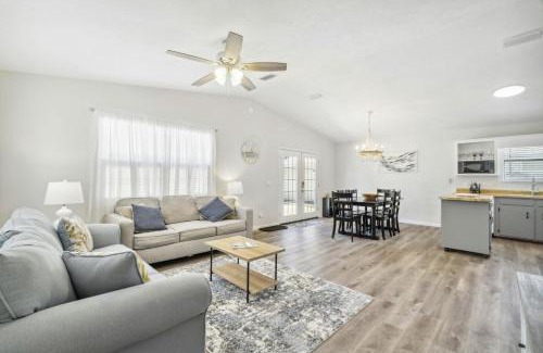 Holiday Beach House | Sea Glass Bungalow