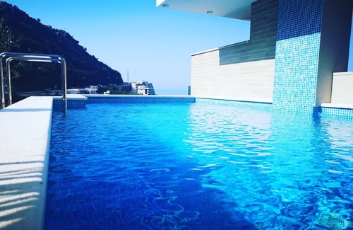 Rafajlovici Apartment | Sea Glass Escape