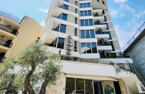 Rafajlovici Apartment | Sea Glass Escape