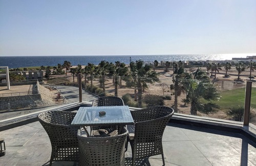 Soma Bay Villa | Sea & Golf View 2BR Soma Bay Villa with Free Beach & Pool Access