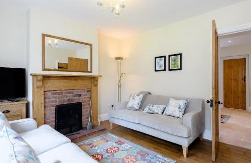 Thornham House | Sea Holly Cottage-Uk11931
