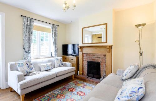 Thornham House | Sea Holly Cottage-Uk11931