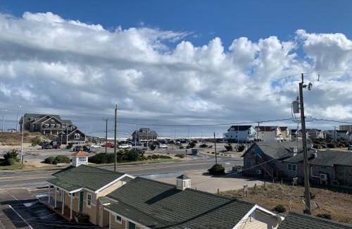 Nags Head Hotel | Sea Horse Inn and Cottages