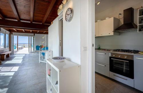 Porto Palo Apartment | Sea House