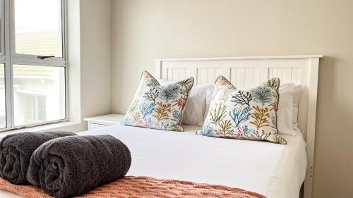 Pollok Beach Apartment | Sea La Vea Summerseas