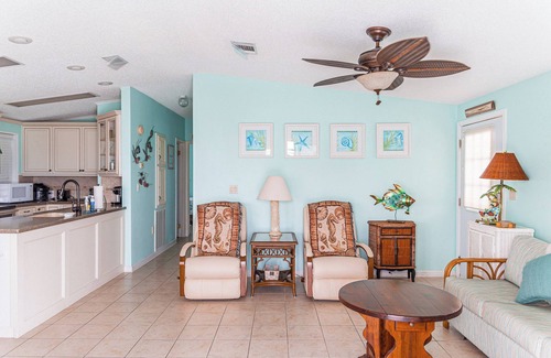 Cutthroat Harbor Estates House | Sea La Vie #197 - Oceanfront, Big Boats Welcome Here!